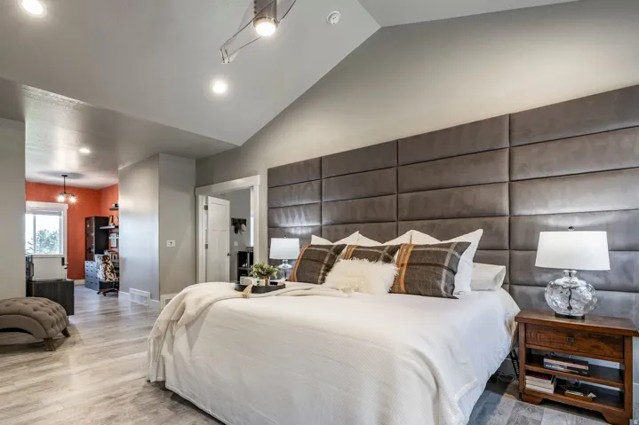 894 E Nebo, North Ogden, Utah 84414