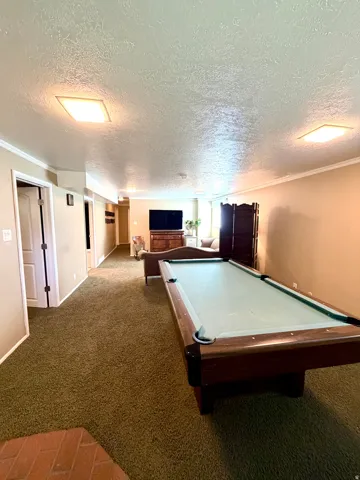 1087 E Oxford Dr, Kaysville, Utah 84037