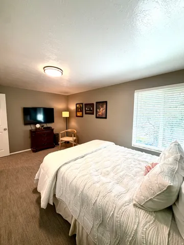 1087 E Oxford Dr, Kaysville, Utah 84037