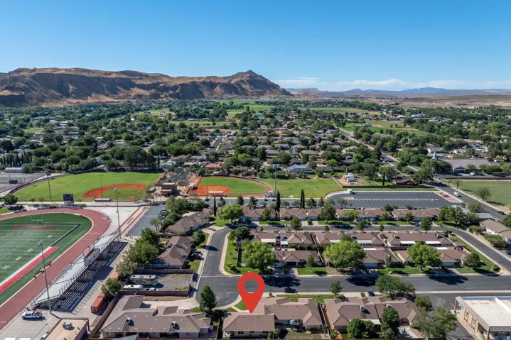 560 W 100 S, Hurricane, Utah 84737