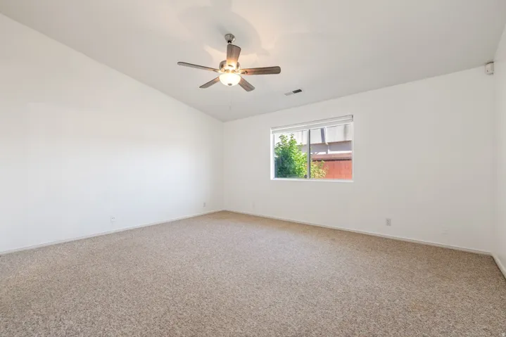 560 W 100 S, Hurricane, Utah 84737