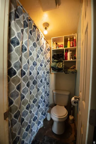Bath in Mother in Law Studio