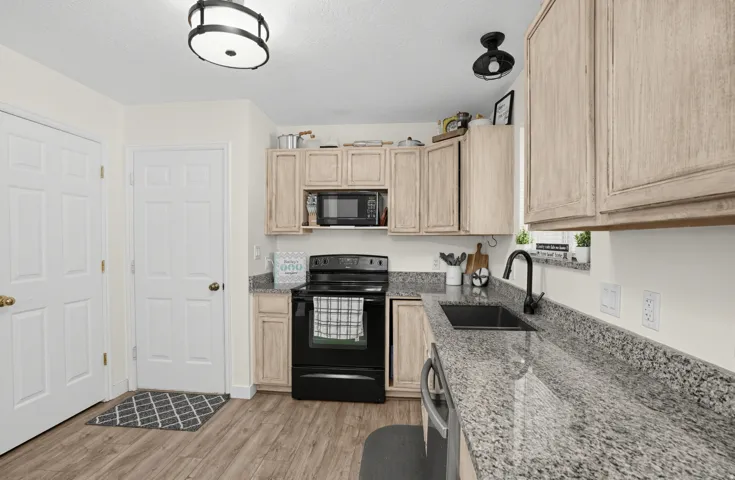 Bright kitchen