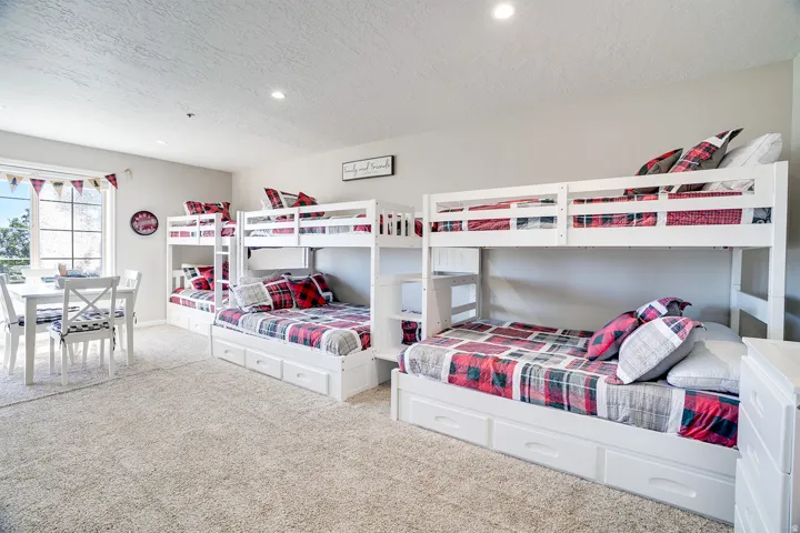 933 Swiss Oaks Dr, Midway, Utah 84049