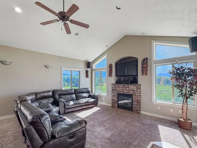 2221 W 1800 S, West Haven, Utah 84401