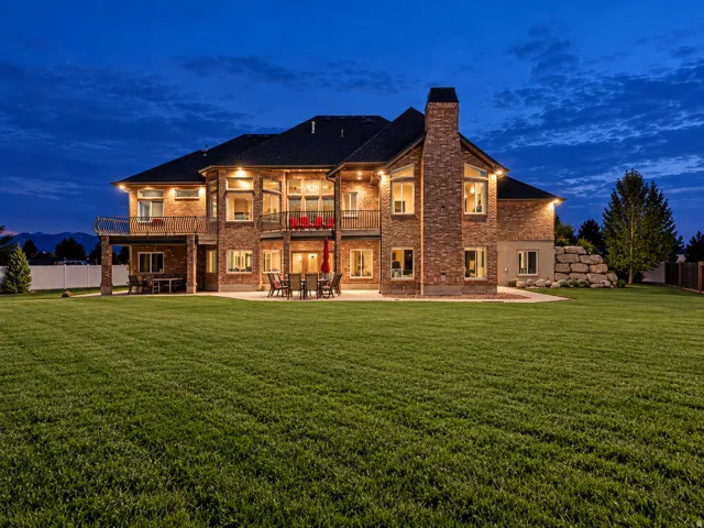 2221 W 1800 S, West Haven, Utah 84401