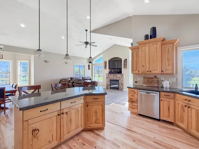2221 W 1800 S, West Haven, Utah 84401