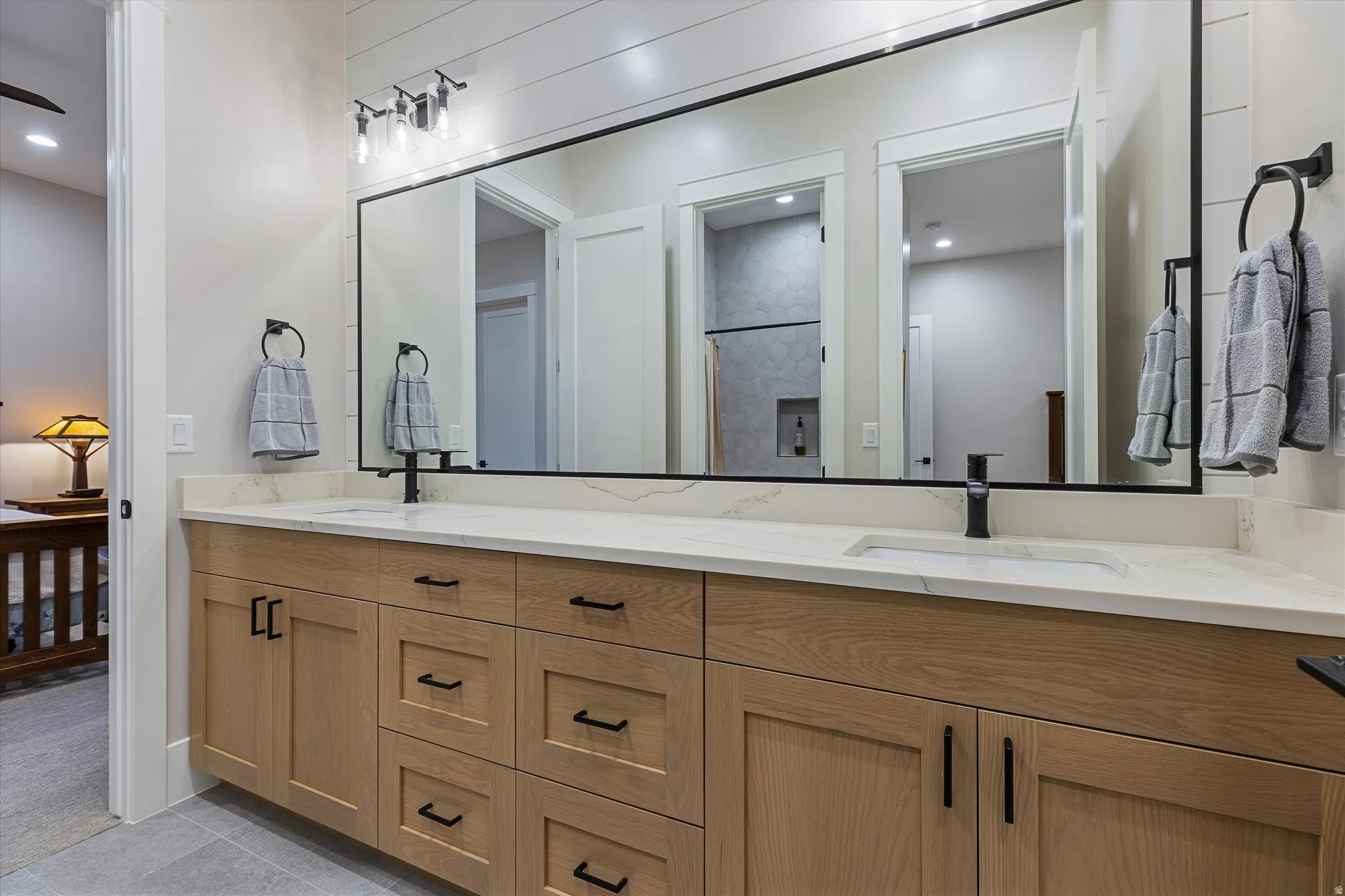 Jack & Jill Bath for Bedrooms 3 & 2