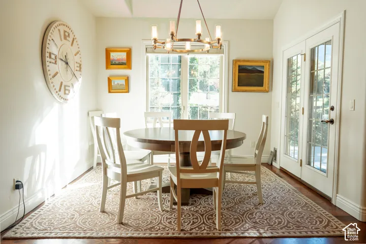 Hardwood-style flooring throughout