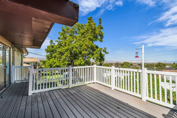 221 Skyline Dr, Tooele, Utah 84074