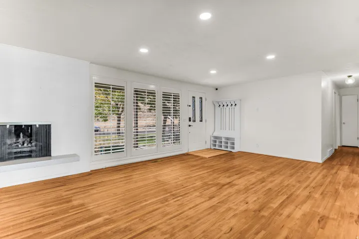 221 Skyline Dr, Tooele, Utah 84074