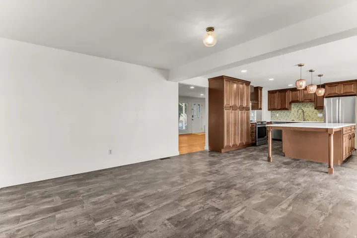 221 Skyline Dr, Tooele, Utah 84074