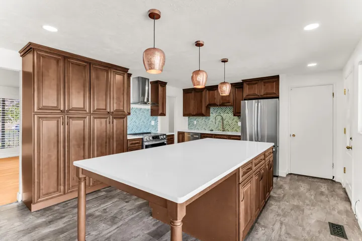 221 Skyline Dr, Tooele, Utah 84074