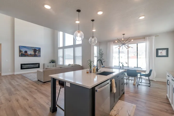 1655 S 210 W, Salem, Utah 84653
