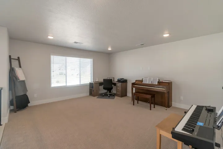 1655 S 210 W, Salem, Utah 84653