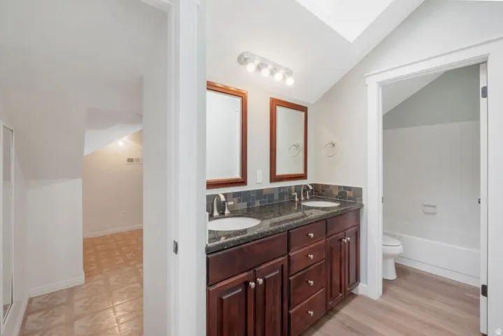 1384 W Countrywood Ln, West Jordan, Utah 84088