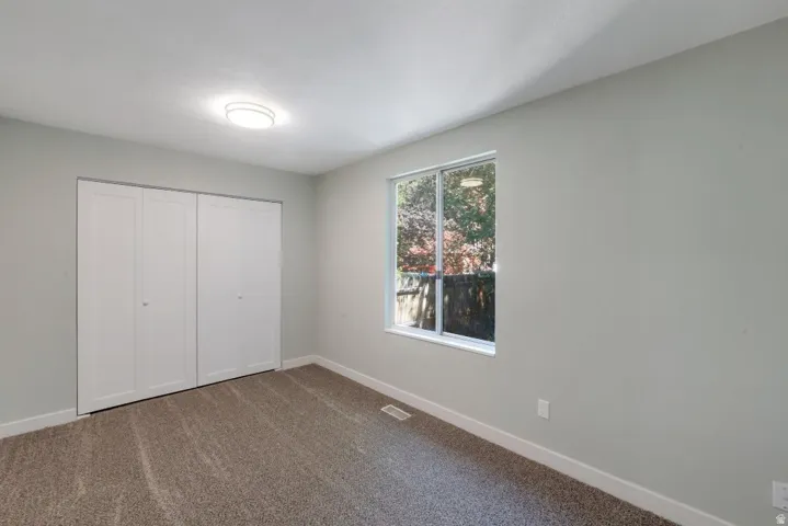 1384 W Countrywood Ln, West Jordan, Utah 84088
