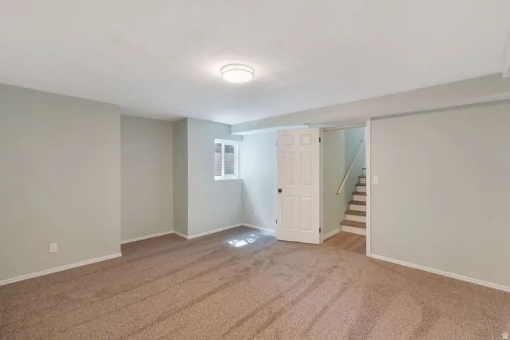 1384 W Countrywood Ln, West Jordan, Utah 84088