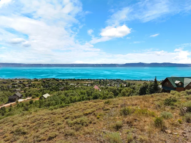 Expansive water body background