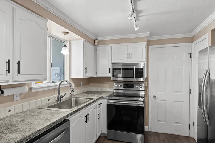 2275 W Pauline Way, West Jordan, Utah 84088