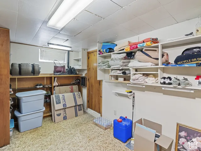Basement bedroom utilized as storage