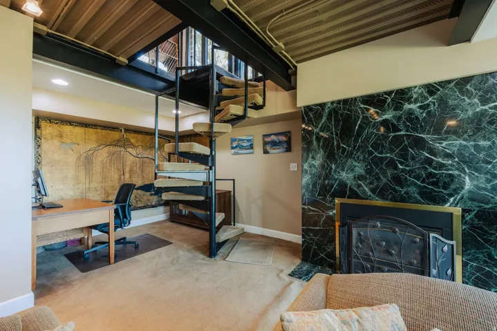 1104 S Mercedes Way, Salt Lake City, Utah 84108