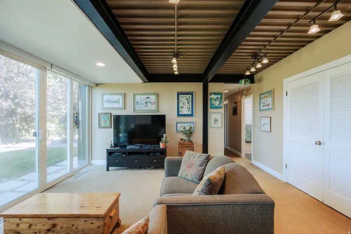 1104 S Mercedes Way, Salt Lake City, Utah 84108
