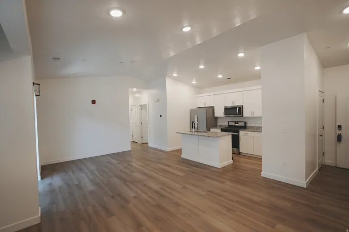 462 W 40 S #k302, Providence, Utah 84332