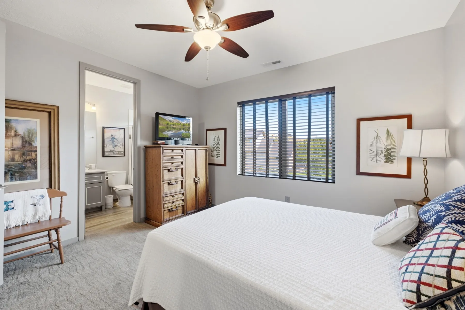 Recessed lighting, ceiling fan with light fixture, window with horizontal blinds, and carpeted flooring