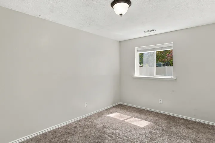 464 N 950 W, Springville, Utah 84663