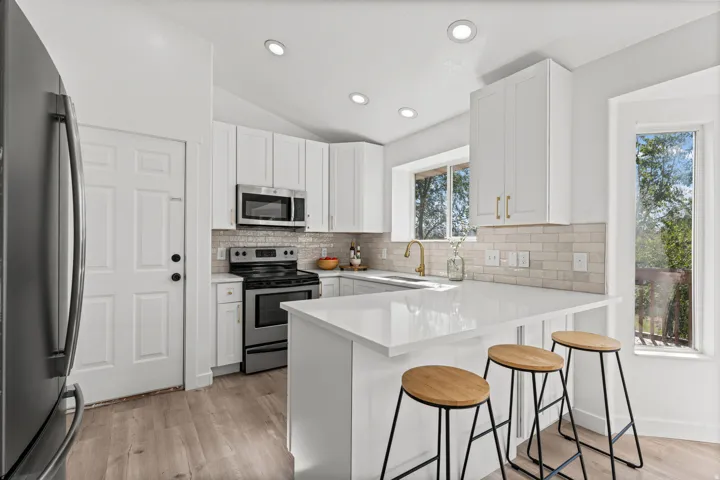 12202 Jonathan View Ln, Draper, Utah 84020