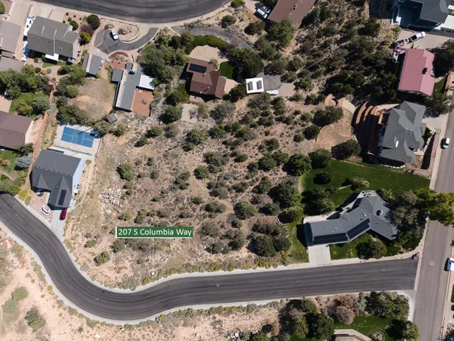 Expansive undeveloped lot with natural desert landscaping