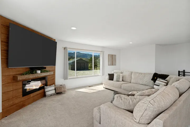 8082 W Hi Country Rd, Herriman, Utah 84096