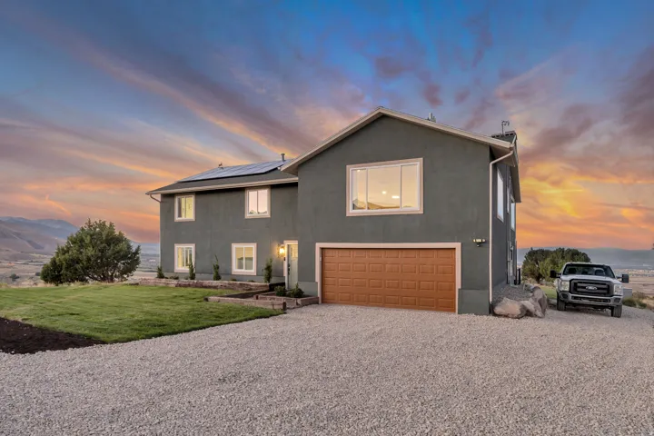 8082 W Hi Country Rd, Herriman, Utah 84096
