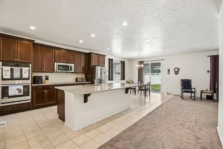 746 W Gladiolus Cir, Saratoga Springs, Utah 84045