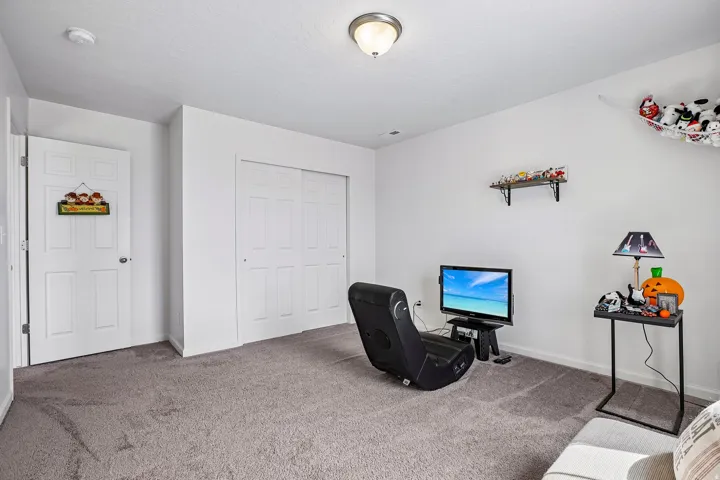 746 W Gladiolus Cir, Saratoga Springs, Utah 84045