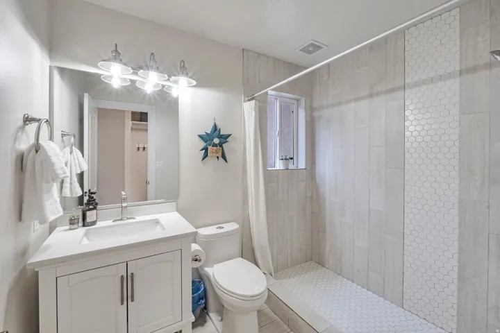 544 S Carterville, Orem, Utah 84097