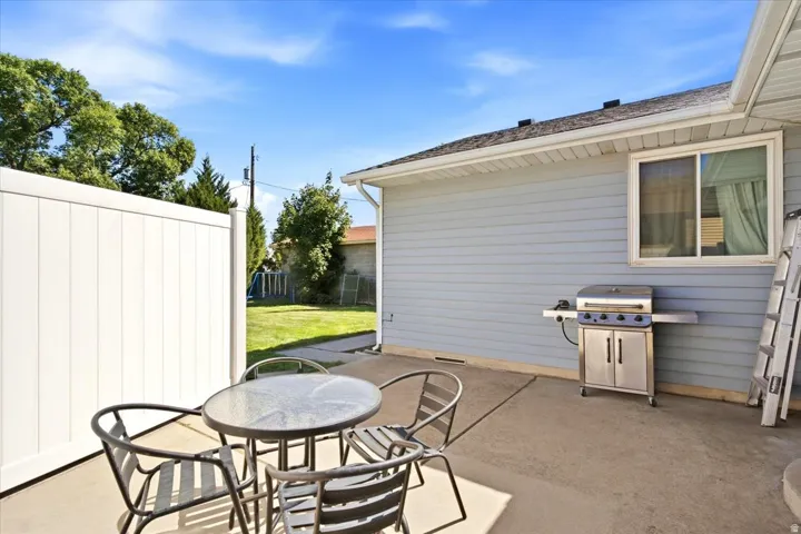 5220 S 2100 W, Roy, Utah 84067
