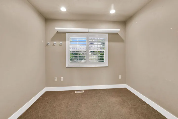 Open area that is flexible, can be a open office or meditation space