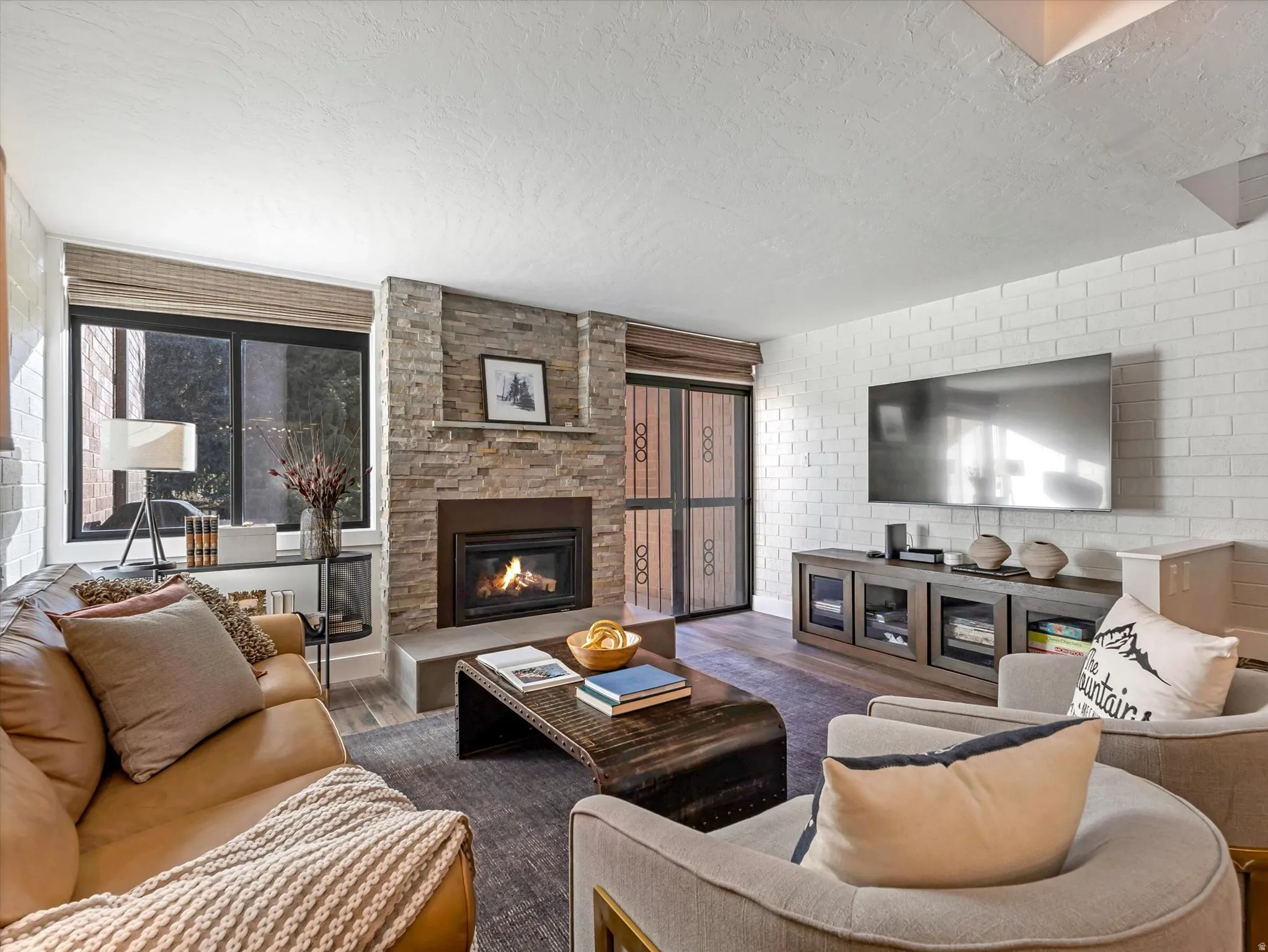 Living room with fireplace