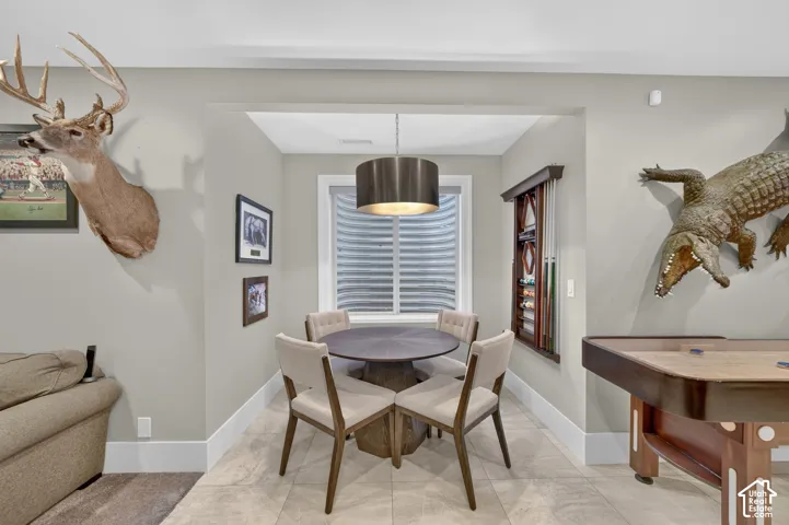 1931 E 5685 S, Holladay, Utah 84121