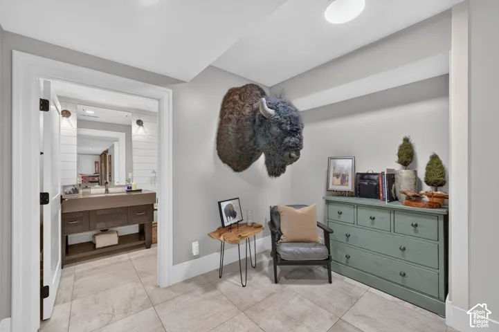 1931 E 5685 S, Holladay, Utah 84121