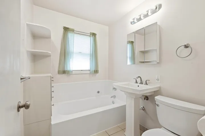 98 E 400 S, Providence, Utah 84332