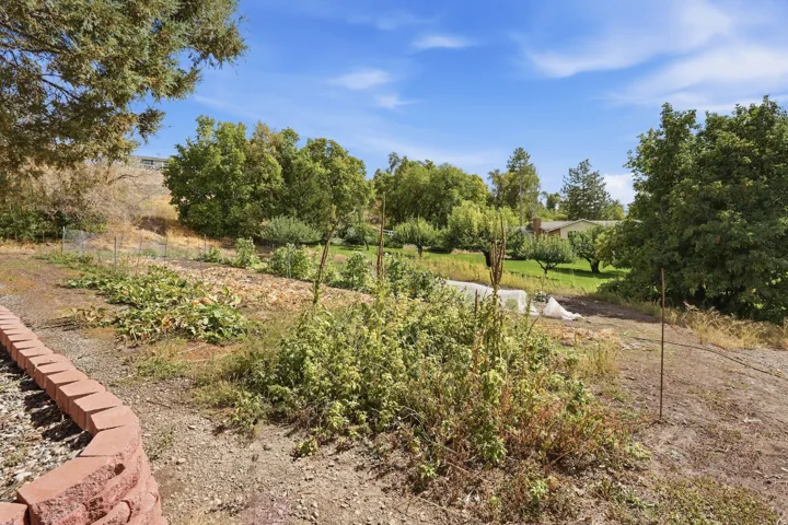 98 E 400 S, Providence, Utah 84332