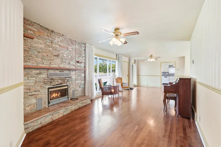 98 E 400 S, Providence, Utah 84332