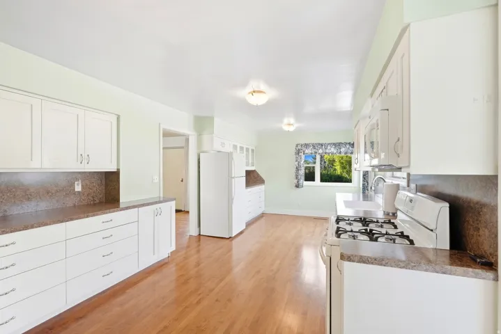 98 E 400 S, Providence, Utah 84332