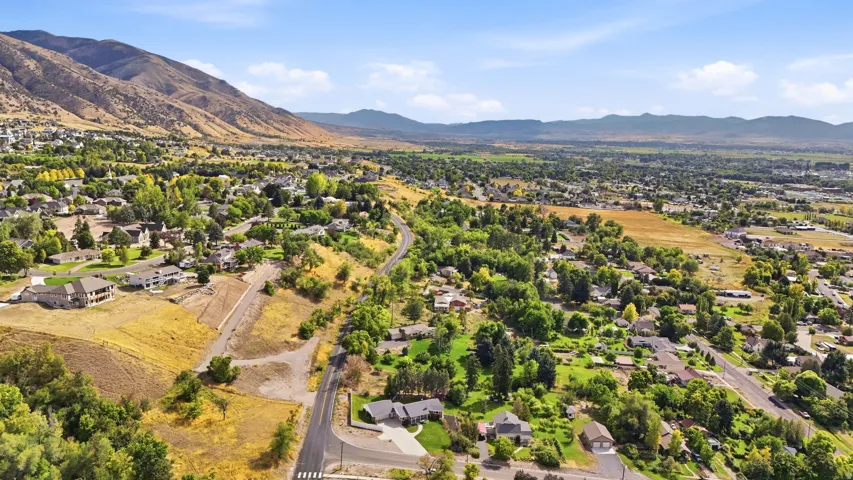 98 E 400 S, Providence, Utah 84332