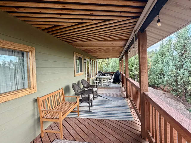 Large open deck with stunning valley views