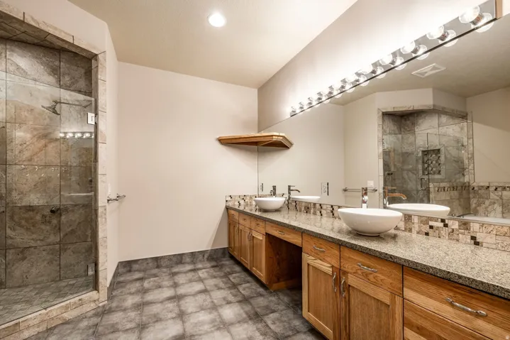 5910 S Whitewater Cir, Holladay, Utah 84121