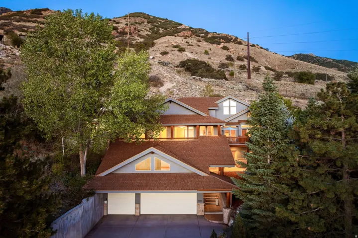 5910 S Whitewater Cir, Holladay, Utah 84121